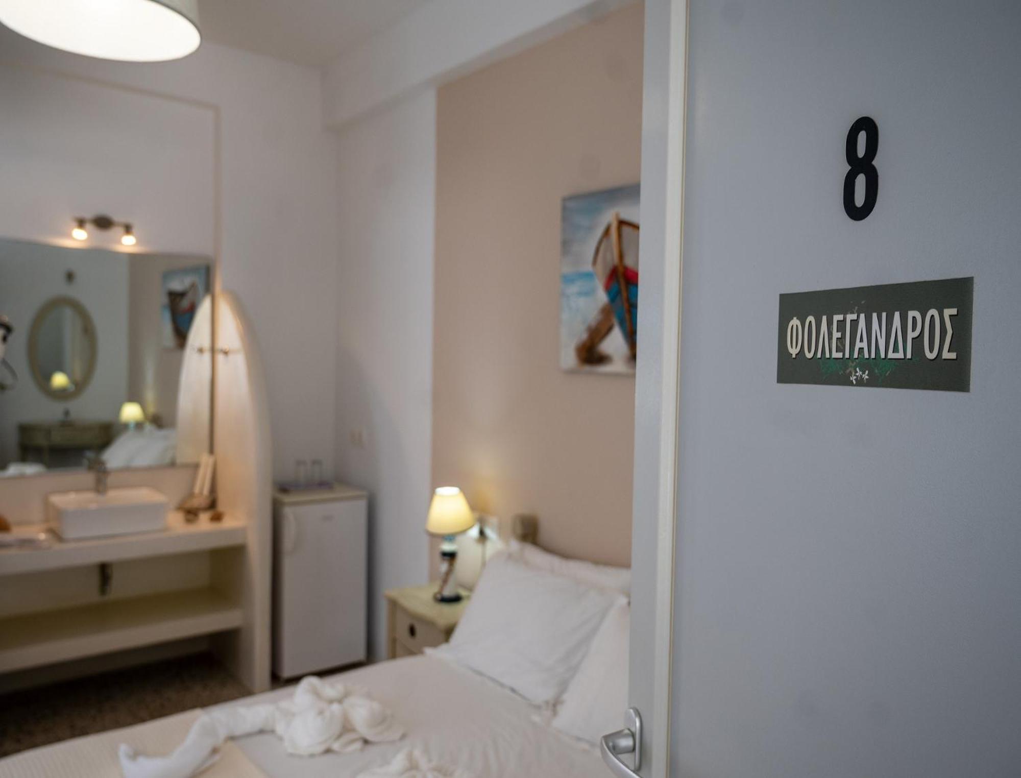 Giasemi Rooms Livadi  Exterior foto